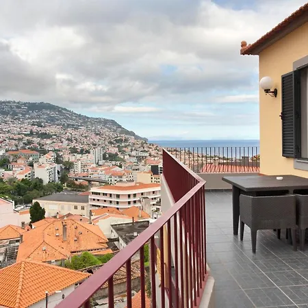 Casa de Férias Arrifes View 2 *